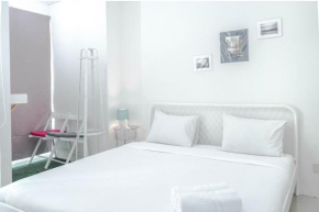 New Furnished Studio Apartment at Woodland Park Residence By Travelio